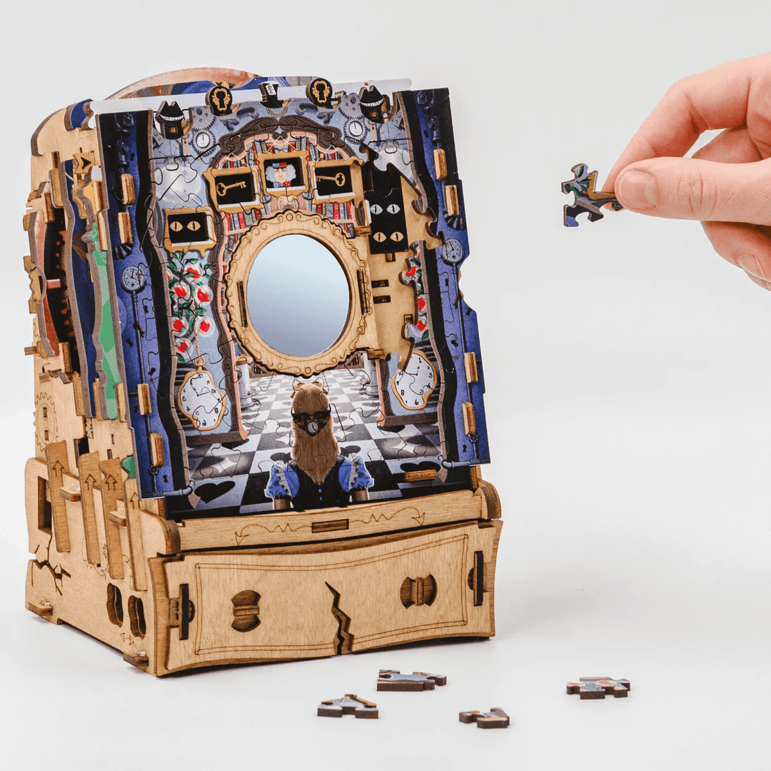 CluePuzzle / The Wonderbox of Alice - ext. Wonderland (ML) CASSE-TÊTE - CluePuzzle