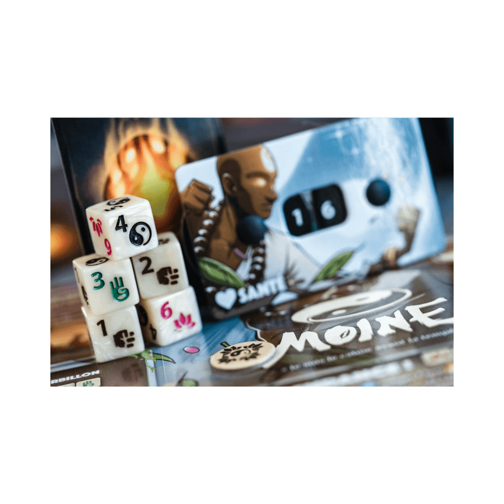 Dice Throne Sais. 1 - Moine contre Paladin (FR) JEUX - Jeux de cartes