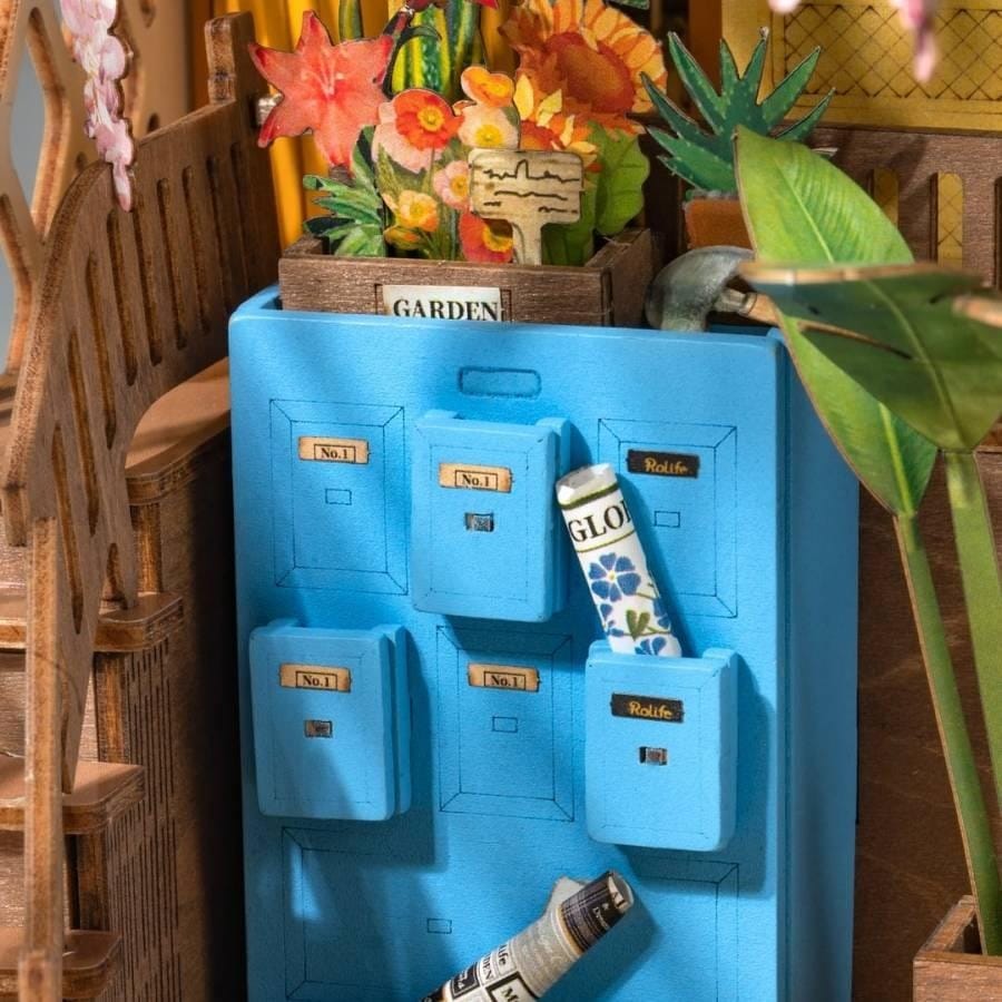 DIY BookNook Maison fleurie PASSE-TEMPS - Bricolages