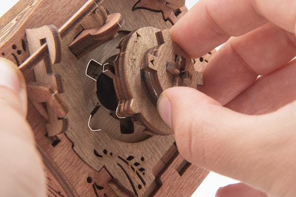 Gift Puzzle Box / Samurai Box (ML) CASSE-TÊTE - CluePuzzle