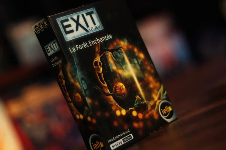 EXIT: La forêt enchantée (FR) JEUX - Détective & évasion