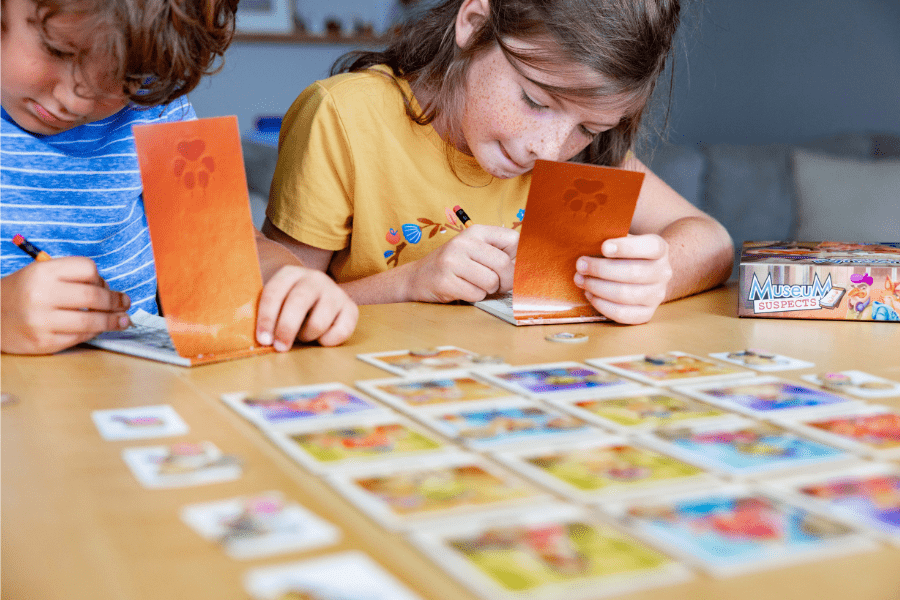 Museum Suspects (ML) JEUX - Famille